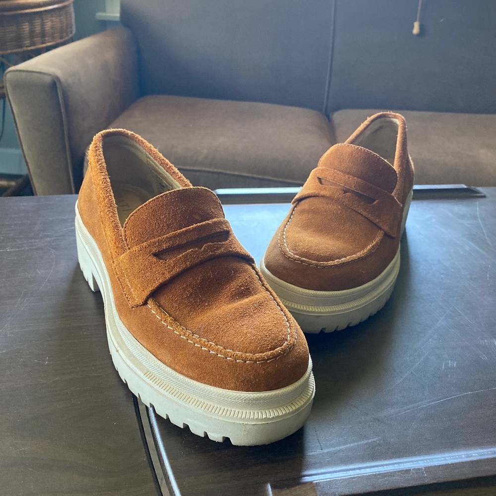 Portland leather co. Suede lug sole loafer